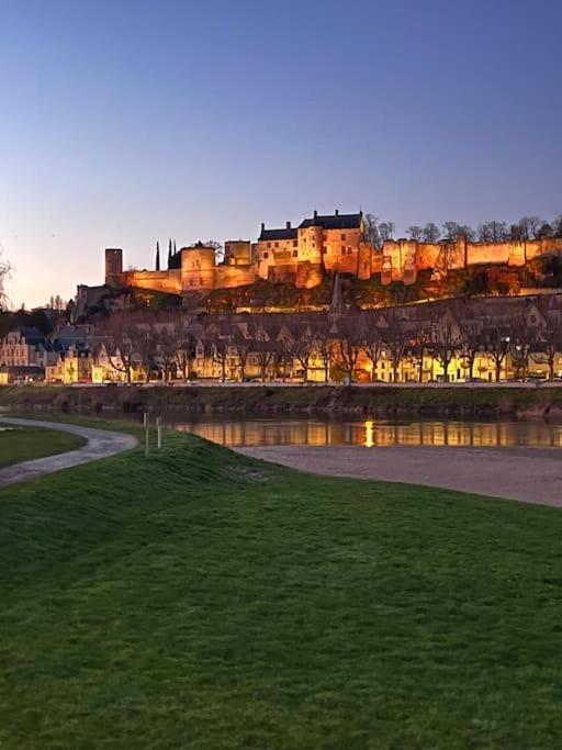 La Tour De L Horloge, Appt Typique A 500M Du Chateau Chinon Exterior photo